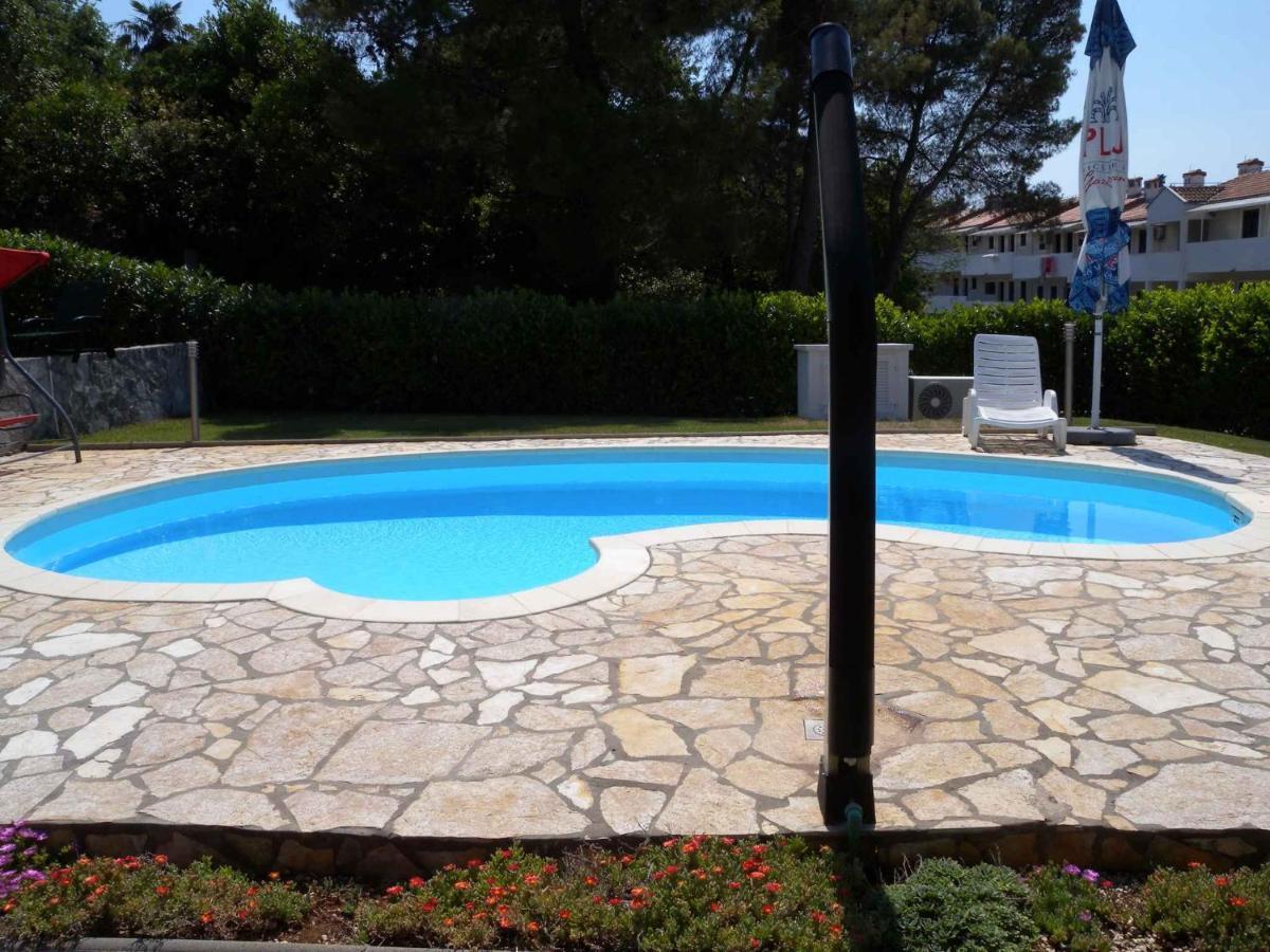 Holiday Home In Malinska/Insel Krk 13031 Экстерьер фото