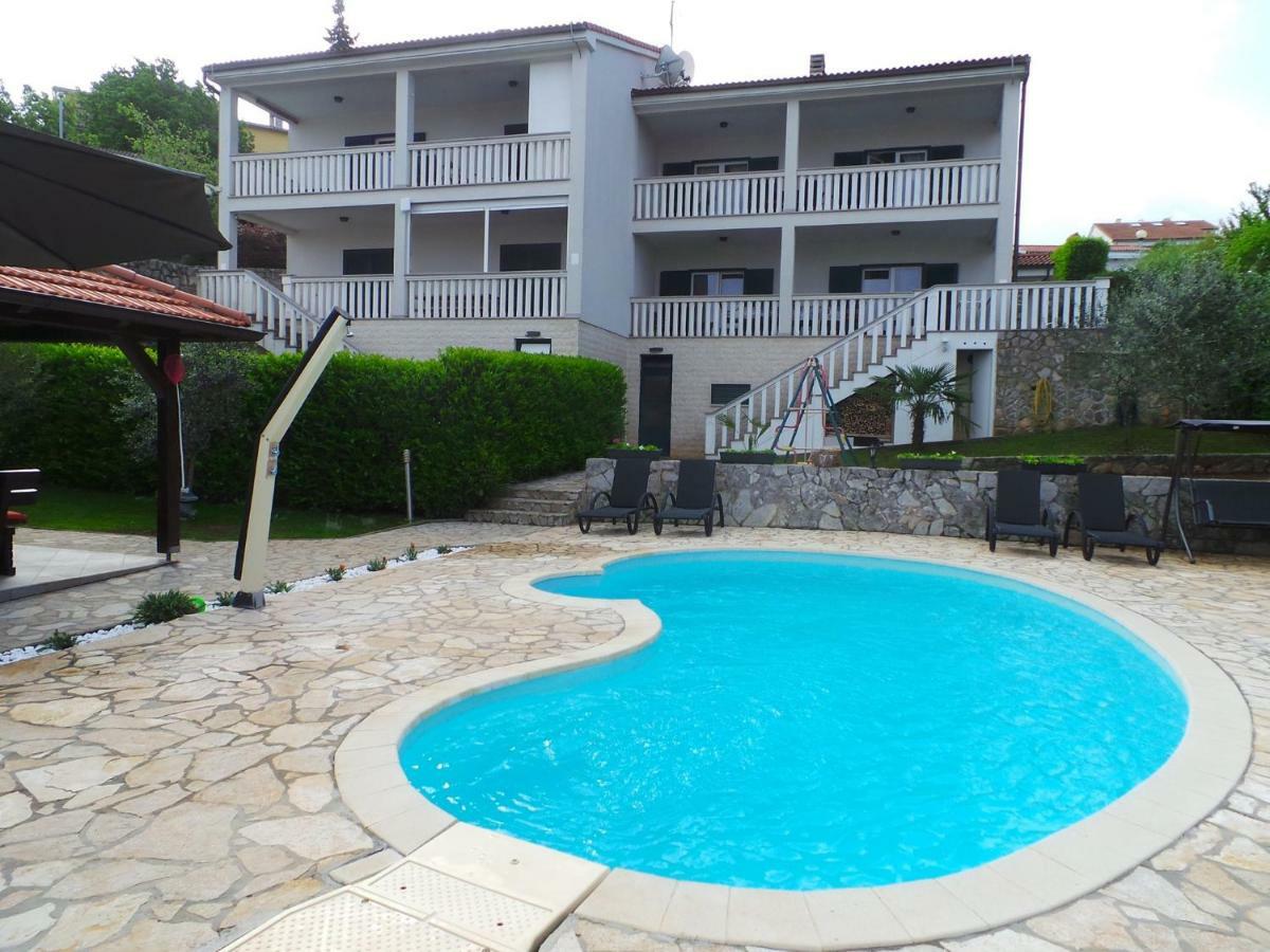 Holiday Home In Malinska/Insel Krk 13031 Экстерьер фото